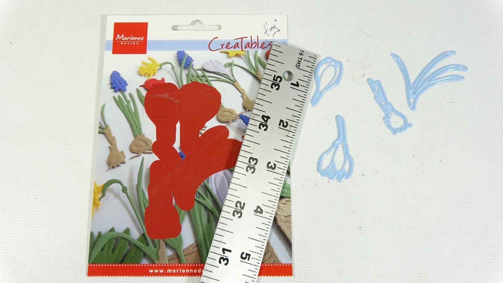 2016 Marianne Design B.V. Tiny Creatables Dies Tiny's Crocus LR0400