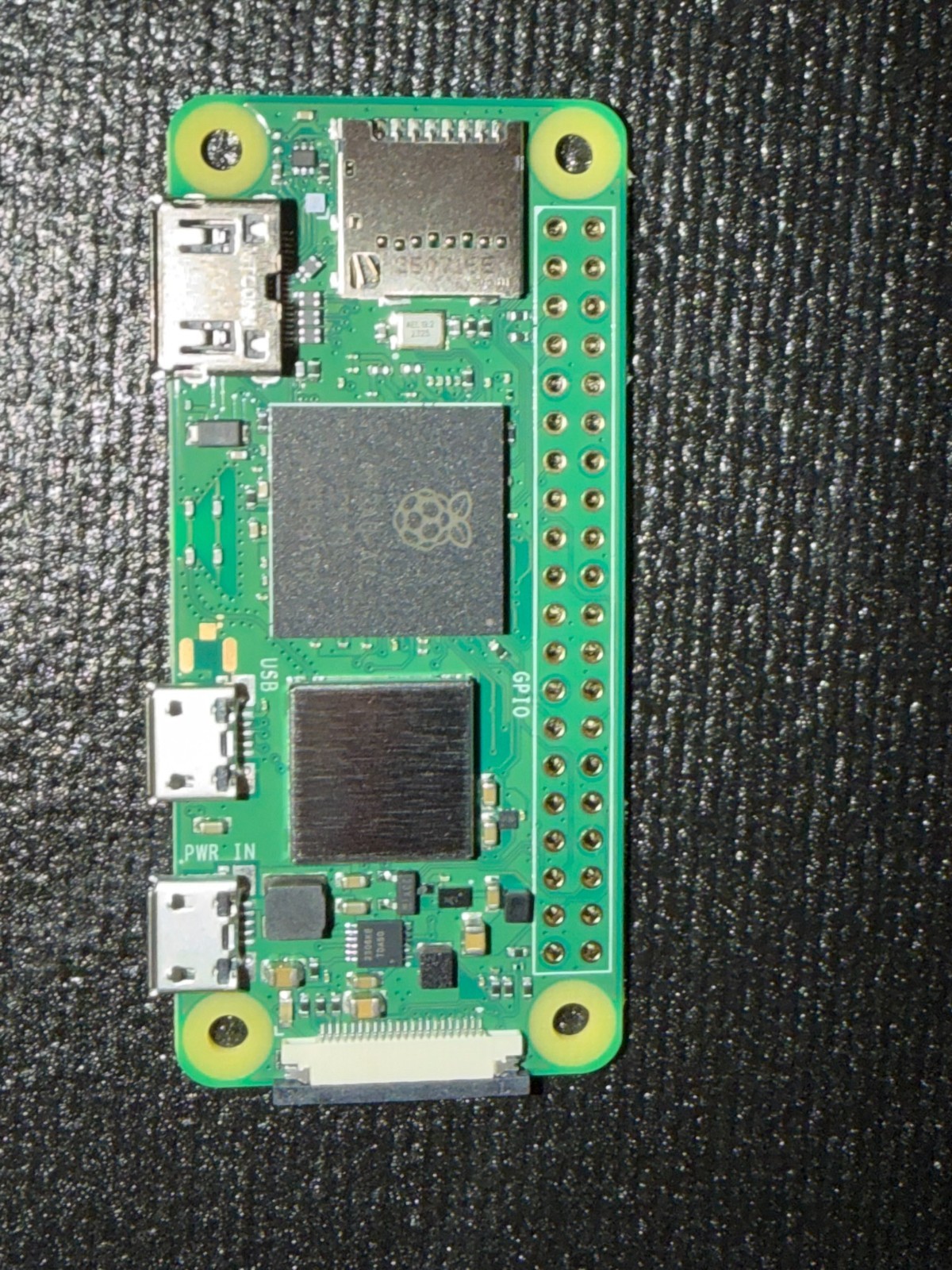 Raspberry Pi Zero 2 W (No Headers)