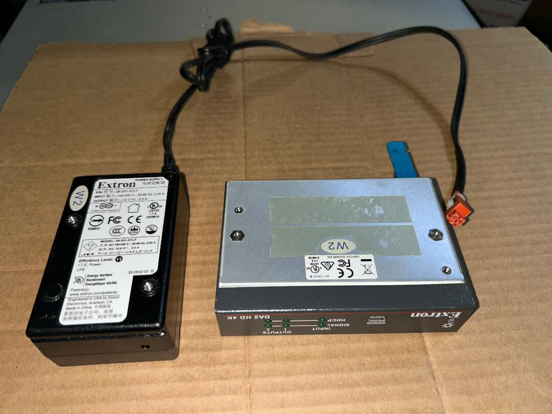 Extron DA2 HD 4K HDMI Distribution Amplifier With Adapter