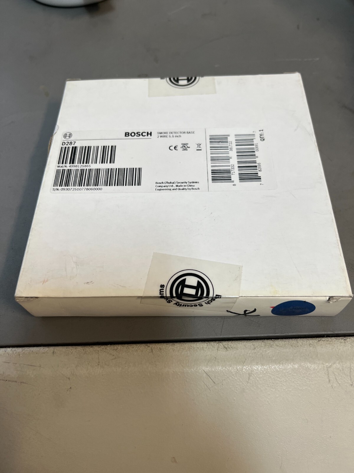 A- New BOSCH D287  2-WIRE SMOKE DETECTOR BASE FACTORY SEALED