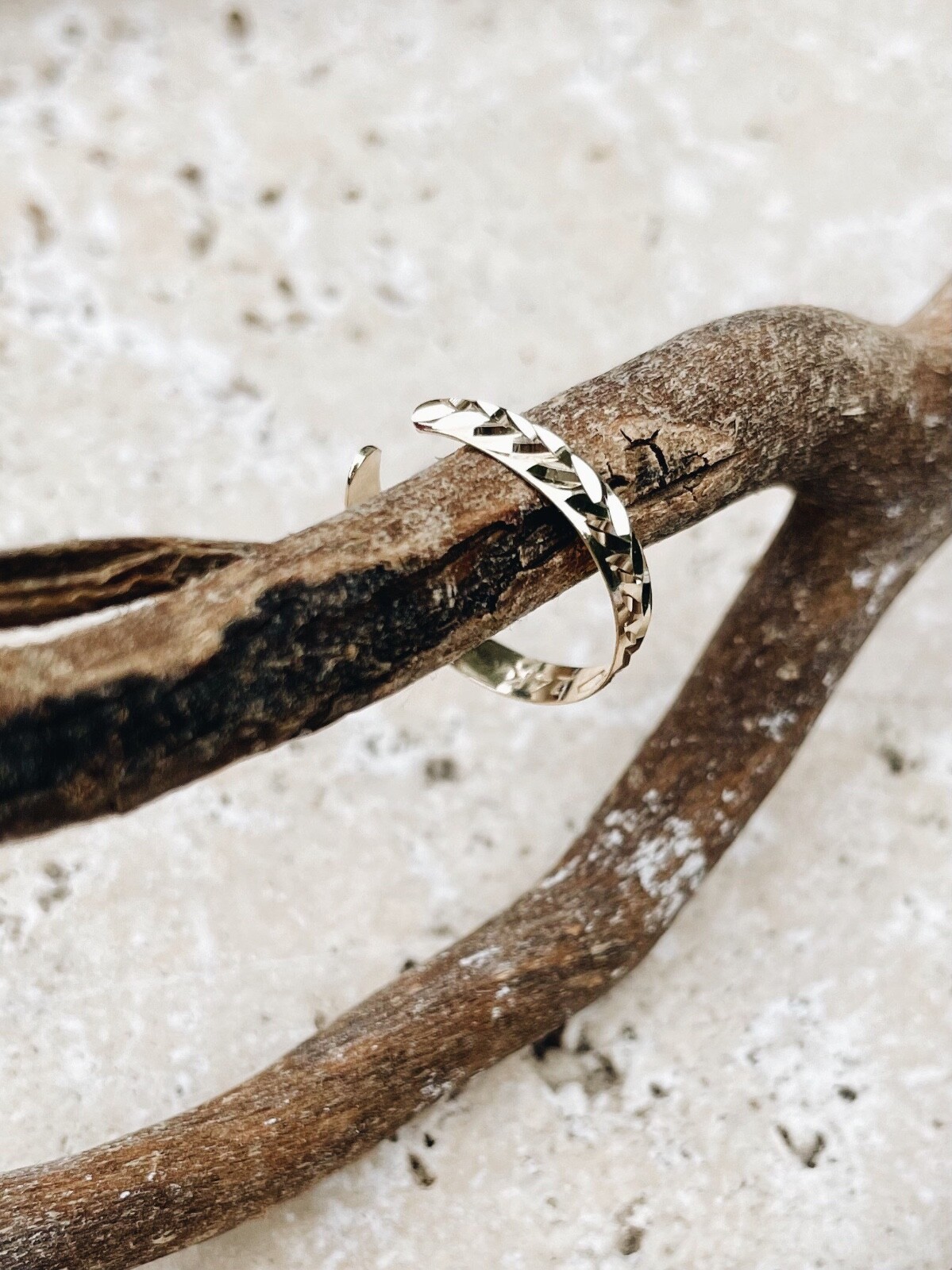 14KT Yellow Gold Diamond-Cut Toe Ring Adjustable Thin Delicate Lightweight Band