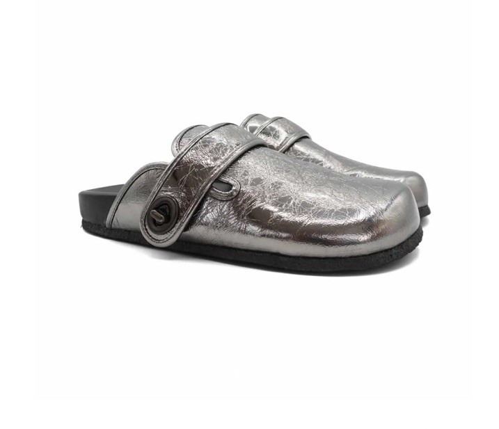 NWOB Coach 'Blake' Silver Metallic Clogs. Size 5. MSRP $150