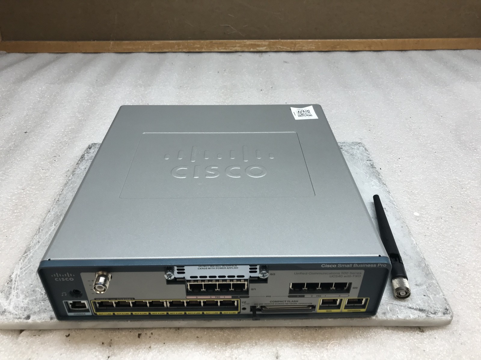 CISCO UC540W-FXO-K9 All-In-One Unified Communications Appliance NO Power Adapter