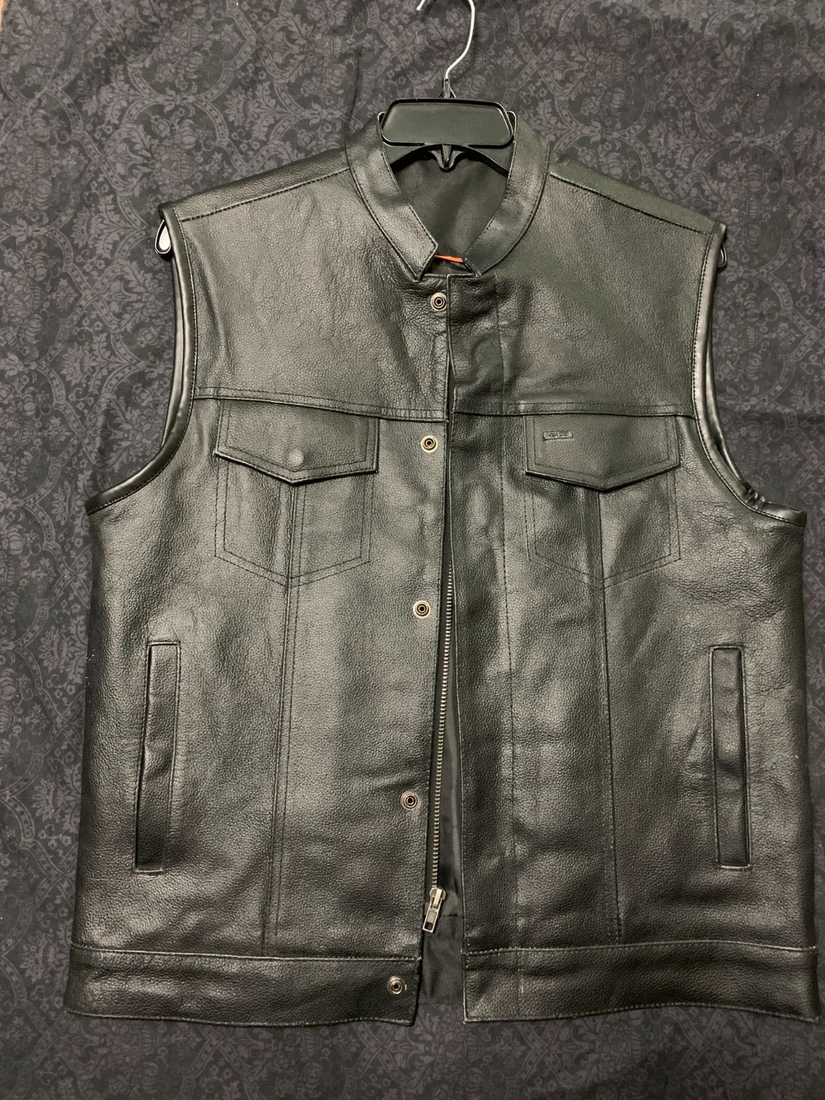 Men's Medium Heavy Leather CC Carry Vest w/ Buttons and Hidden Zipper