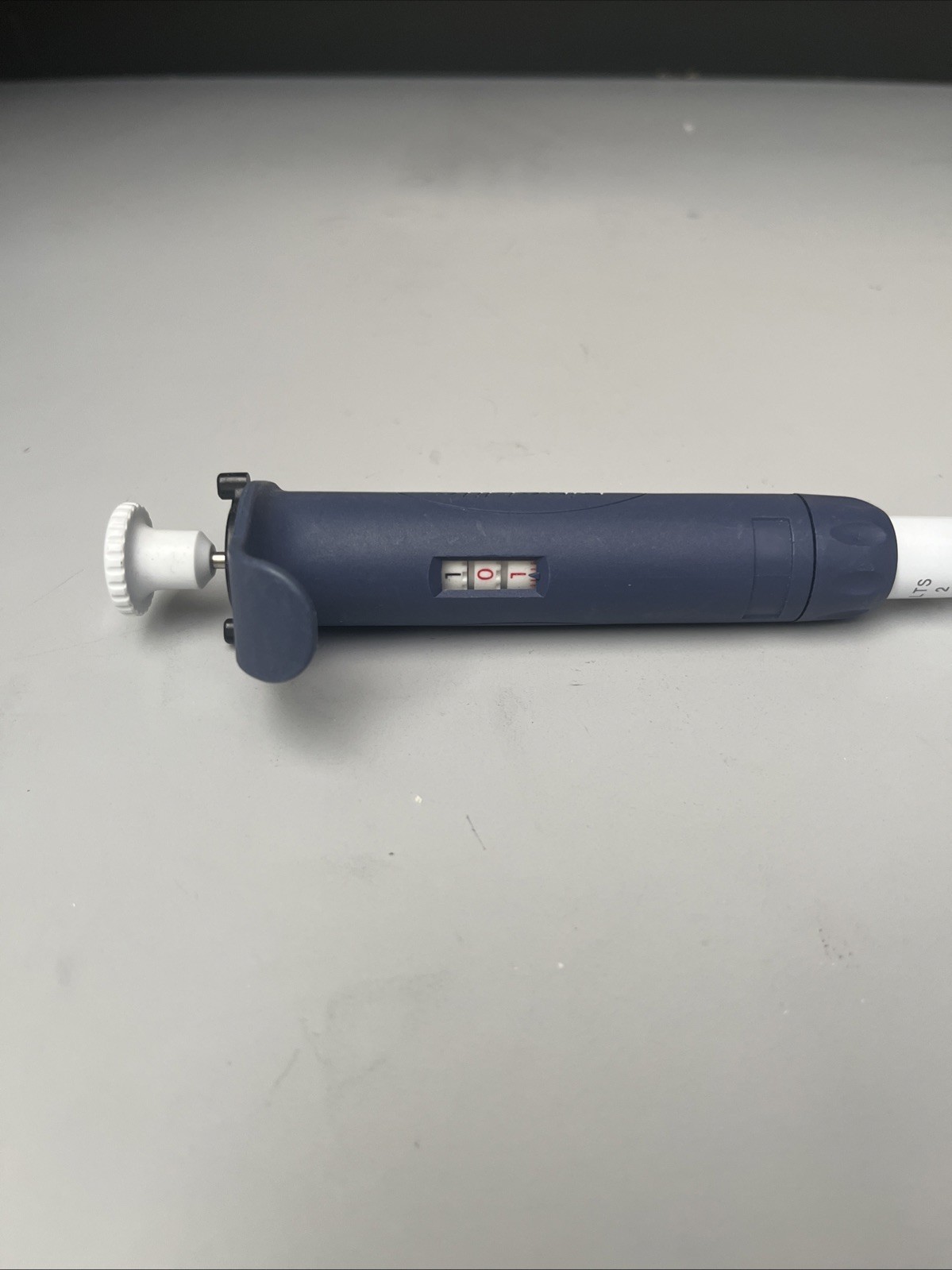 Rainin Pipet-Lite LTS Pipette L-Series L2