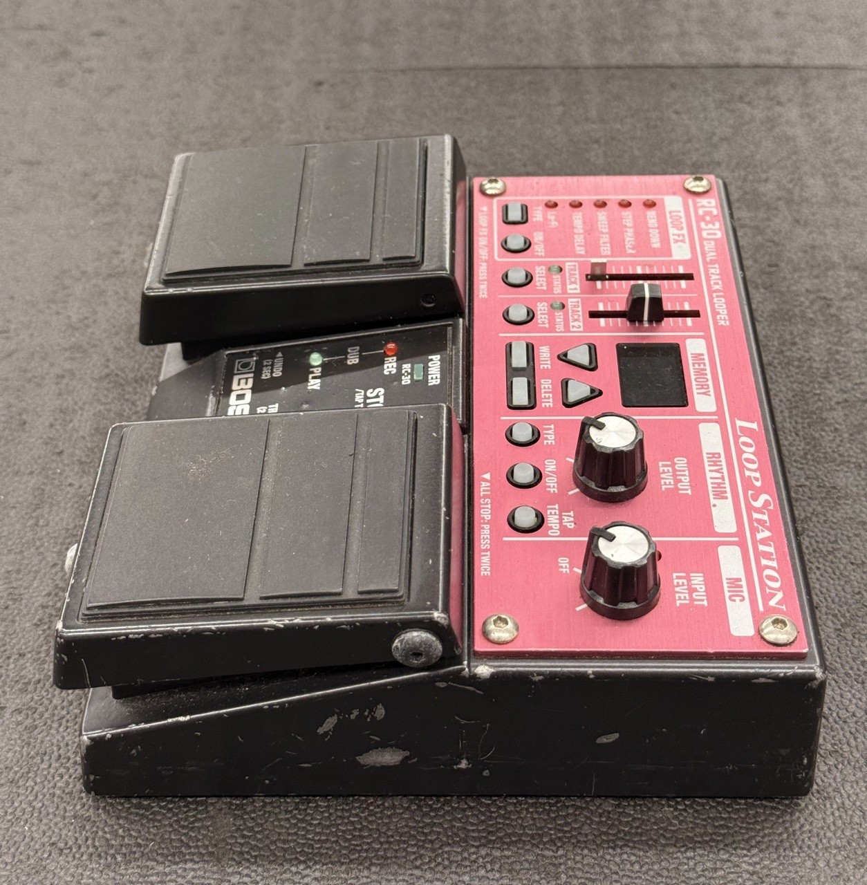 BOSS RC-30 Dual Track Looper Guitar/Bass/Mic/AUX Inputs Used