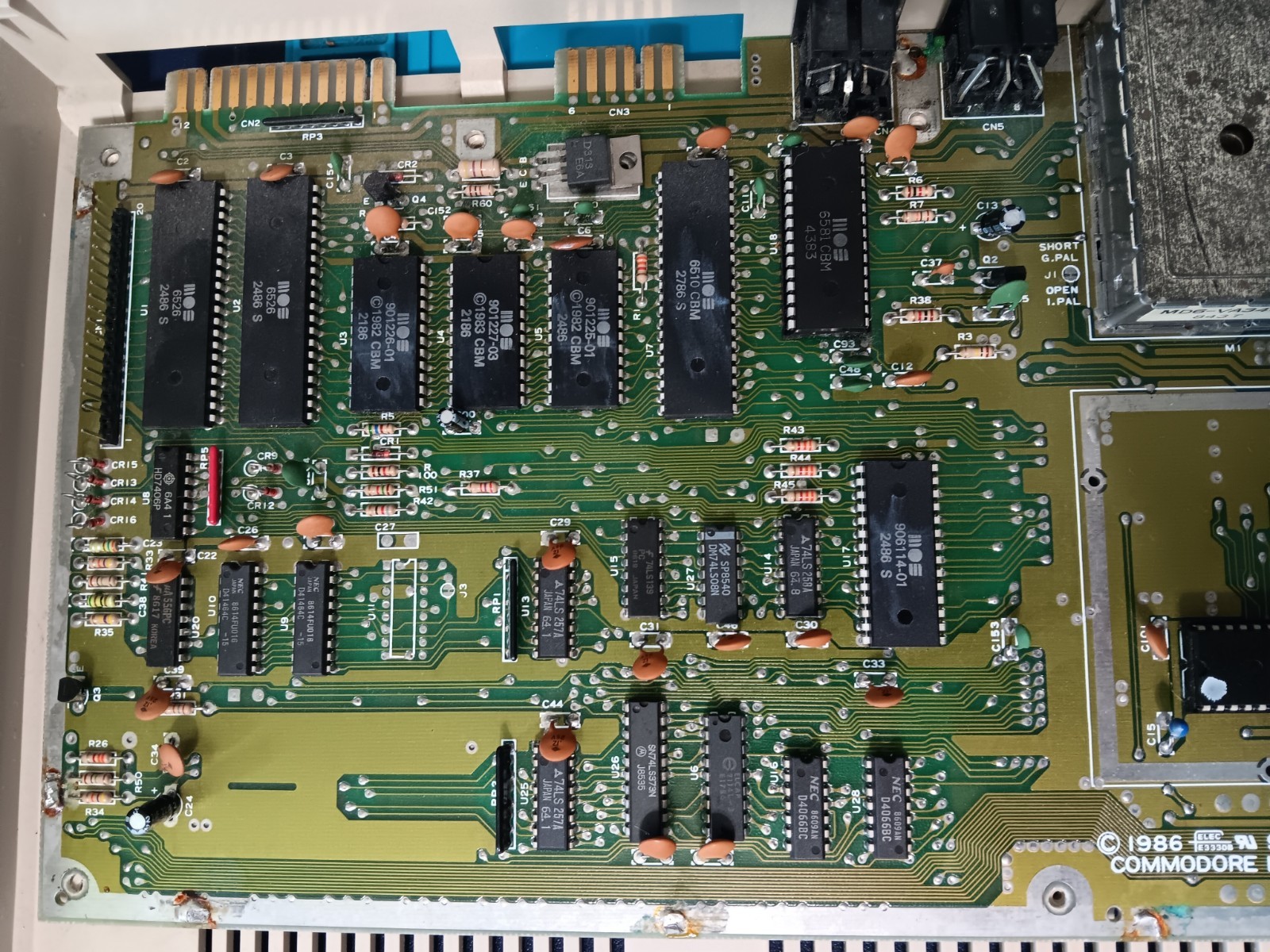 RECAPPED, CLEANED, TESTED, WORKING NTSC Commodore 64.