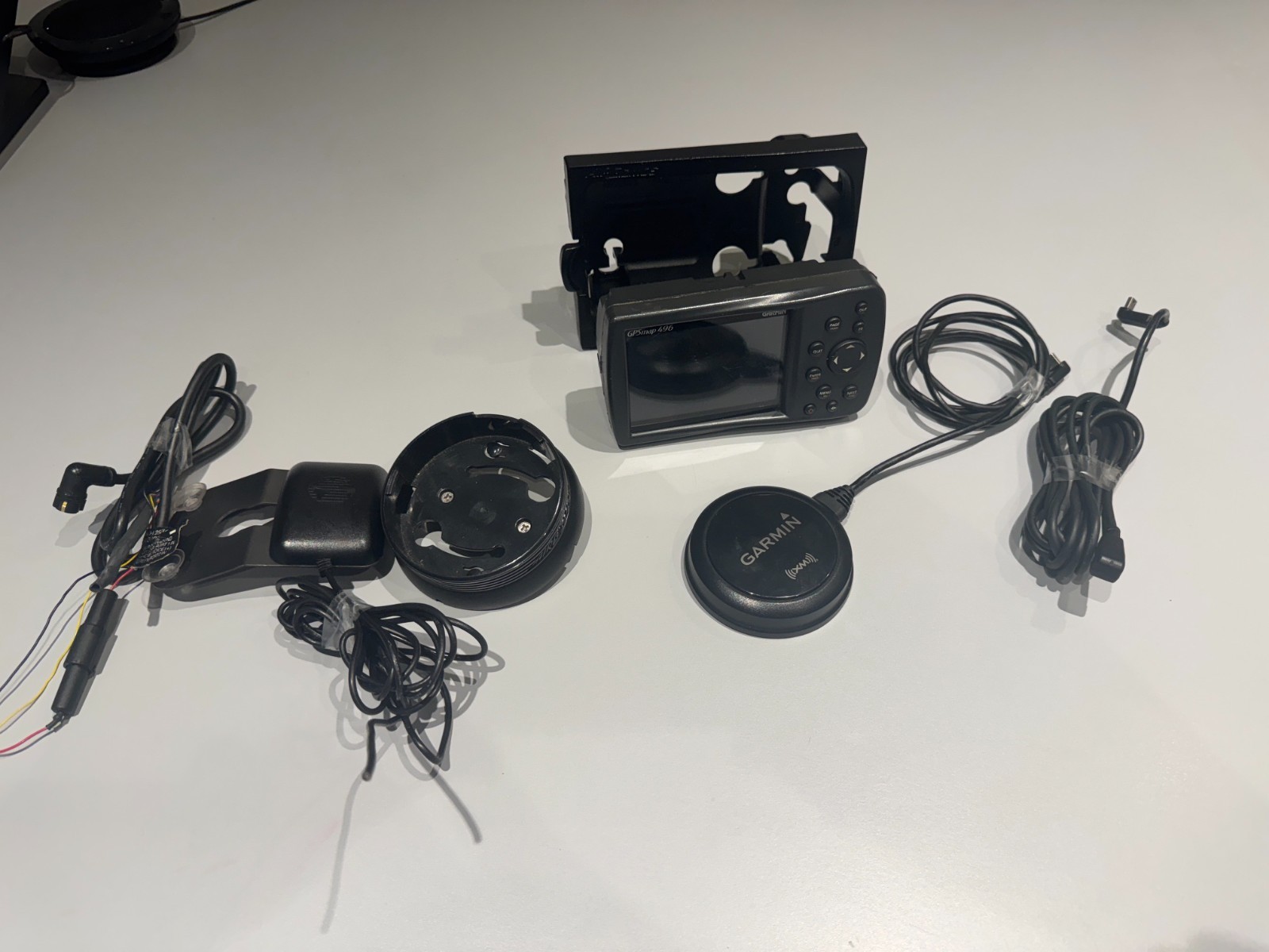 Garmin GPSmap 496 GPS With panel mount option - just removed