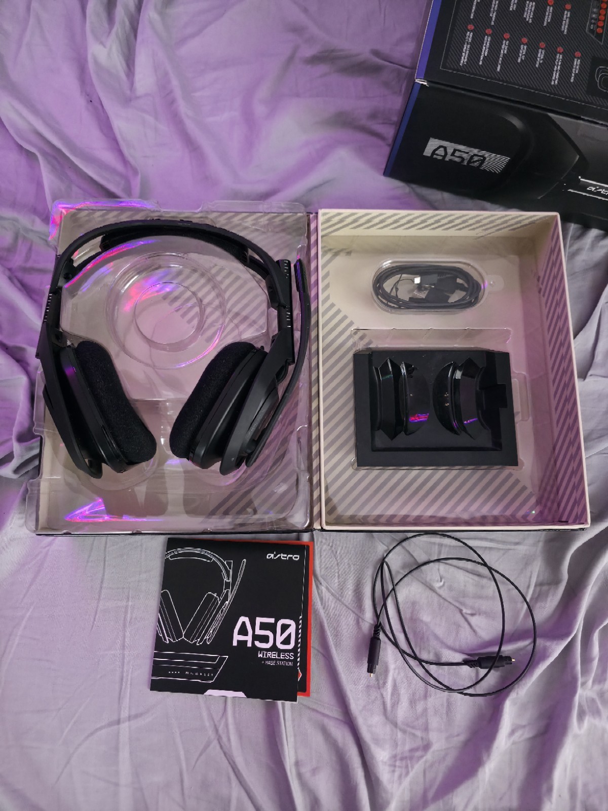 Astro A50 Ear-Cup Wireless Headphones - Black