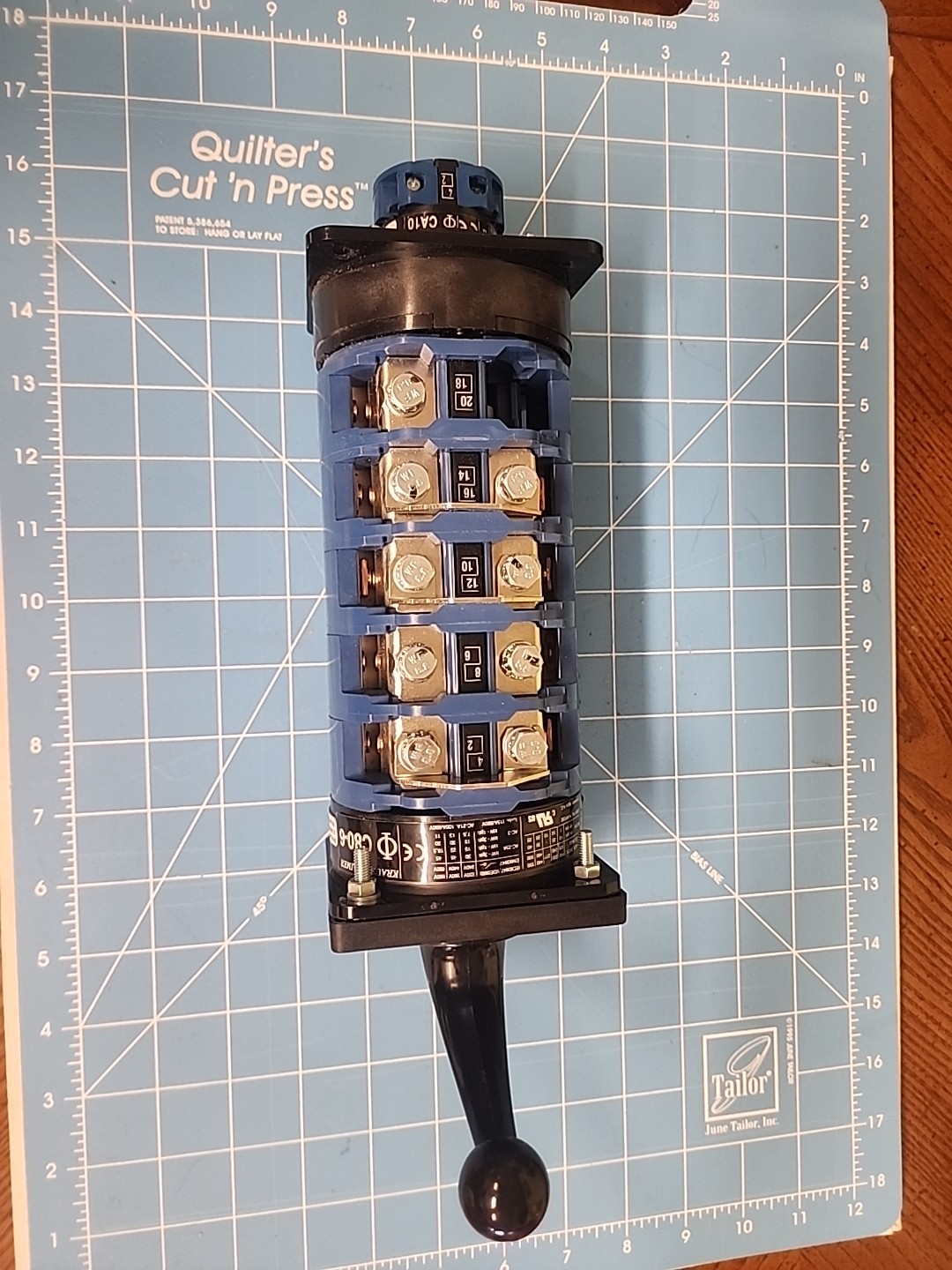 Kraus And Naimer C80-6 MBPC Switch