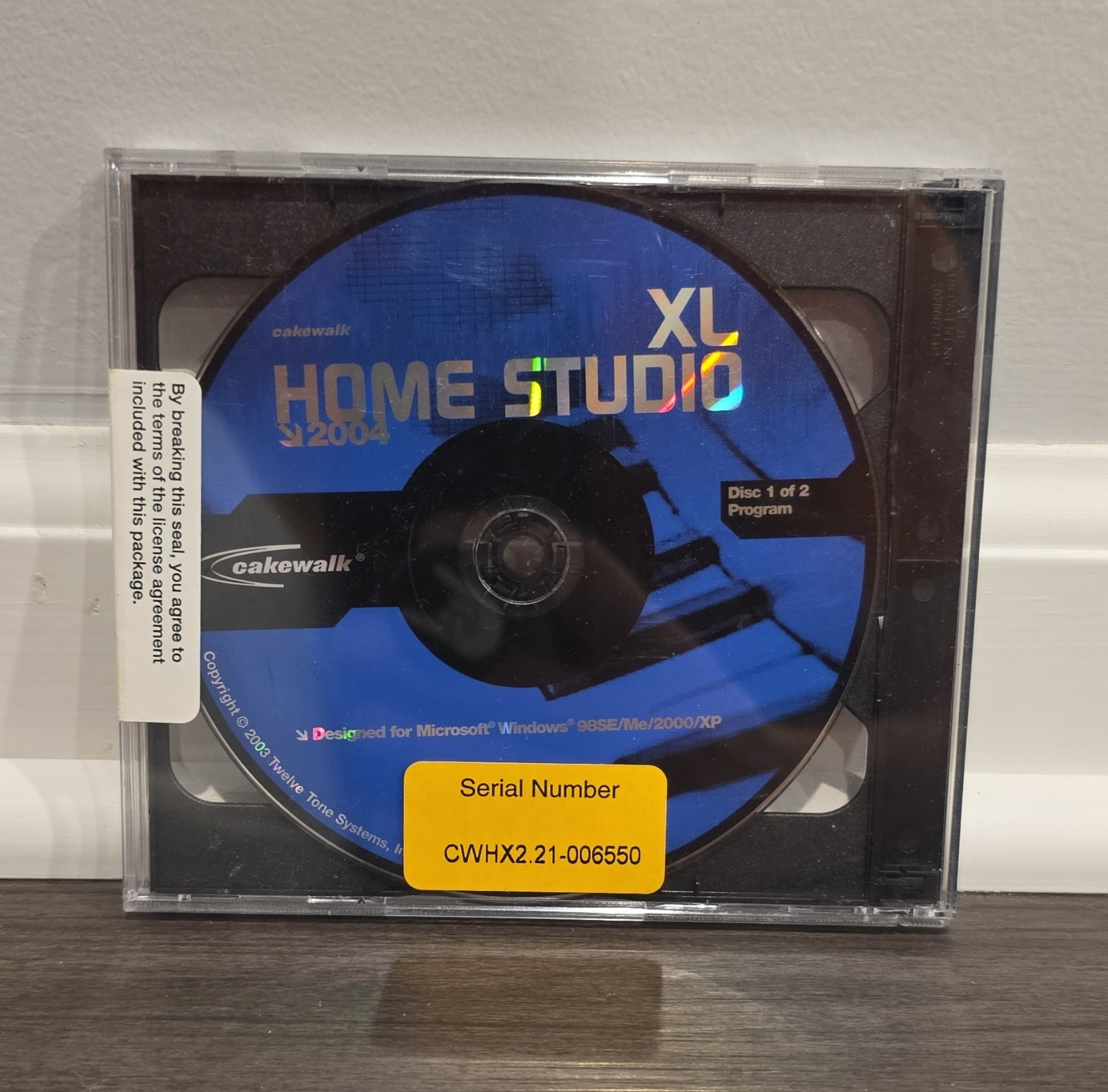 Cakewalk Home Studio 2004 XL DAW CD Windows 98/Me/2000/XP Disc 1/2 SN