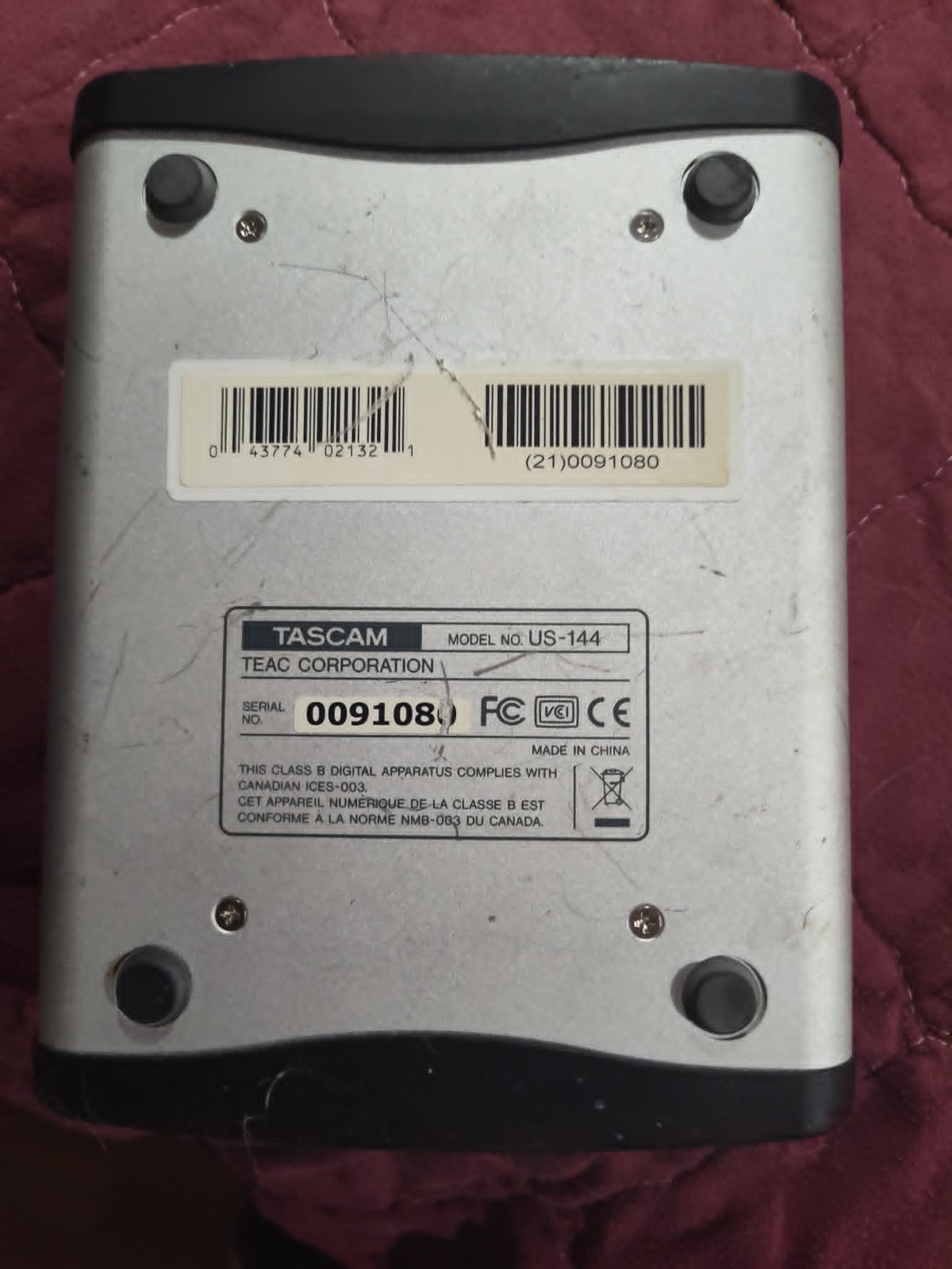 TASCAM US-144 USB 2.0 Audio Recording Midi Interface UNTESTED