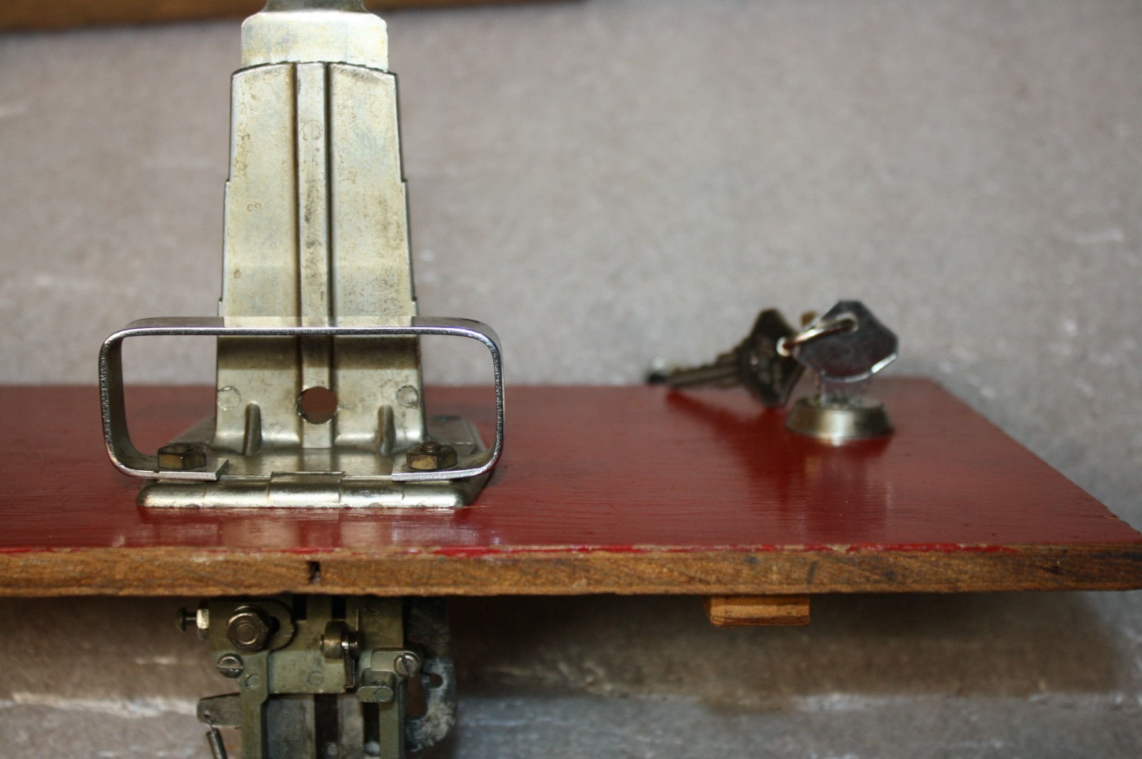 Vintage Collectible 1930’s or 40’s Coin Operated Punch Board Machine With Keys