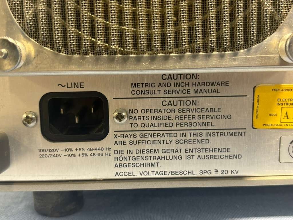 HP Hewlett Packard Dynamic Signal Analyzer Model 3561A