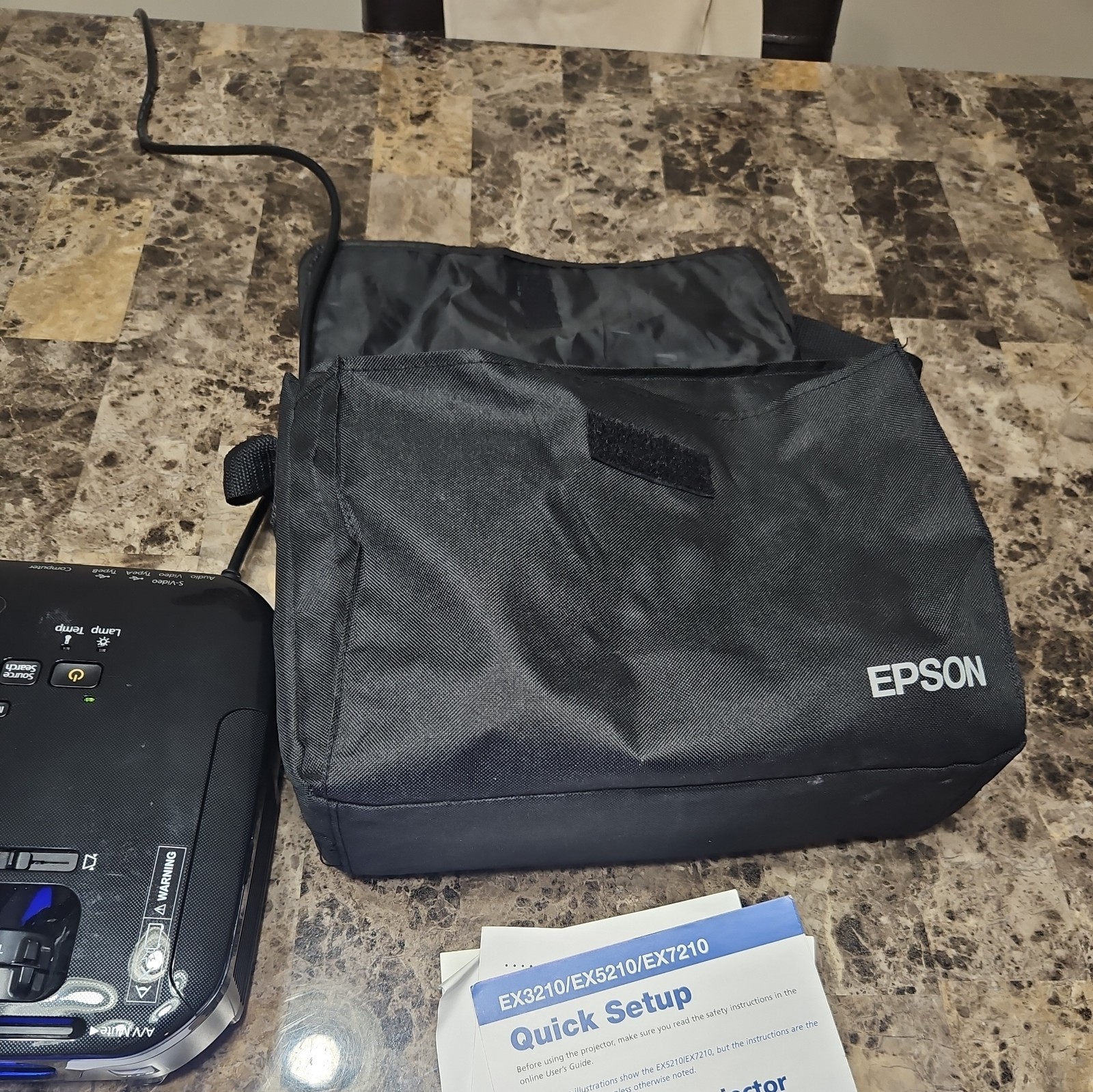 Epson EX5210 Projector -! H429A 2800 Lumens 3LCD WORKING Remote