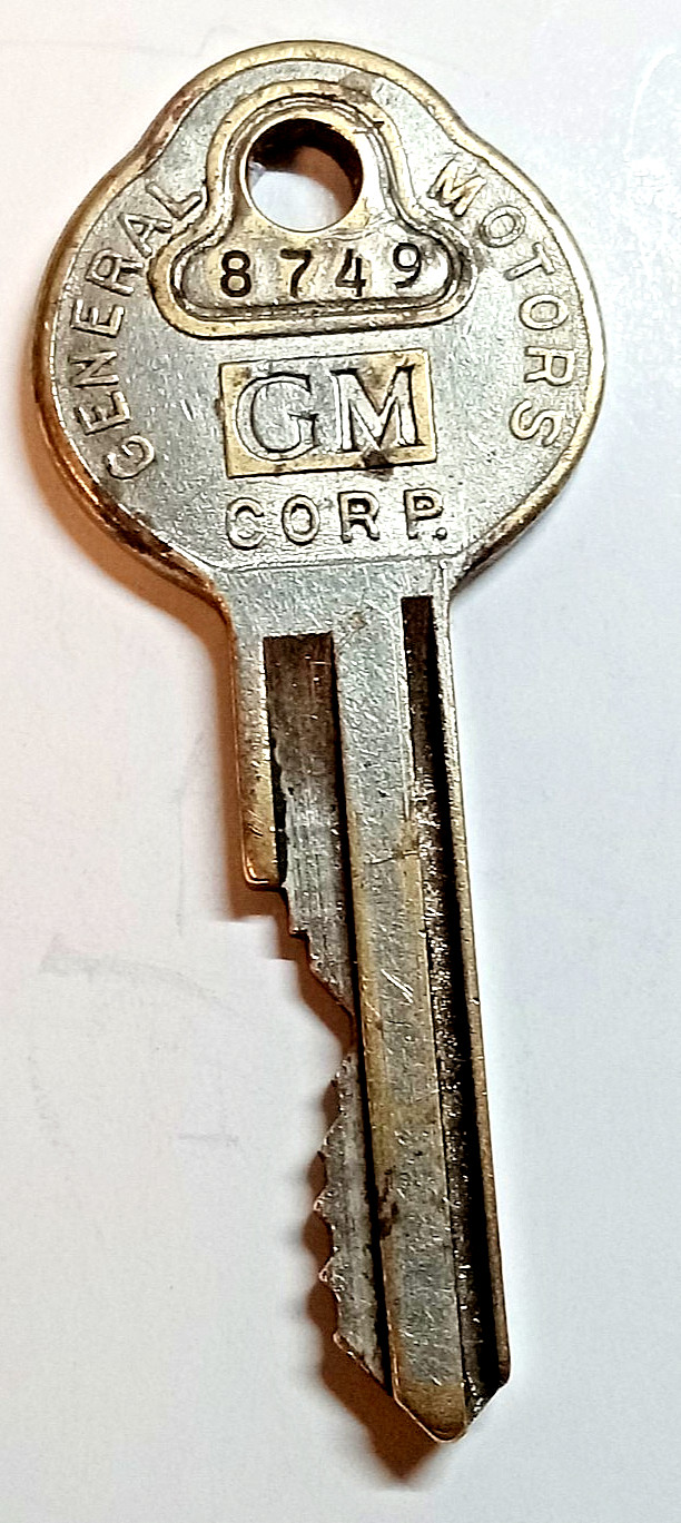 Old Vintage General Motors Key No. 8749  by Briggs & Stratton Corp.Round Head