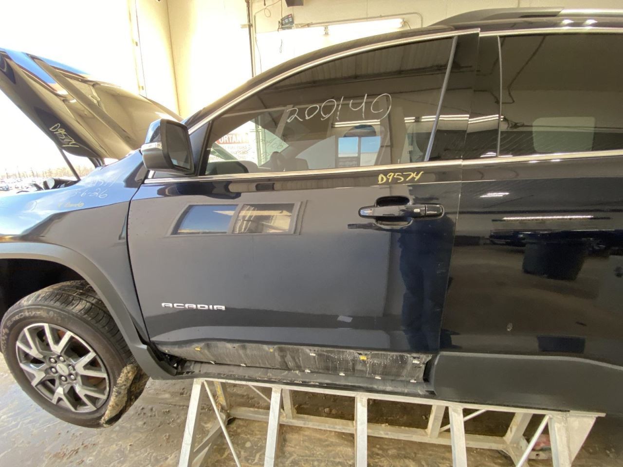 Air Shutter Fits 22-23 ACADIA 1057844