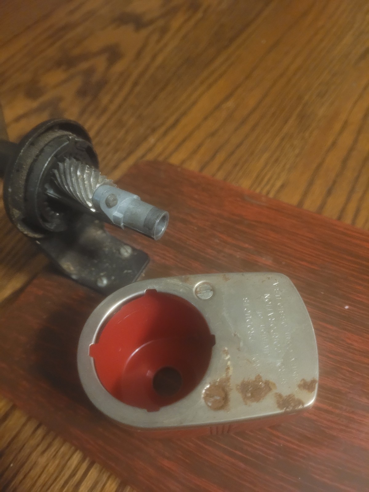 Vintage APSCO MIDGET Pencil Sharpener (Red) CIRC 1950'S