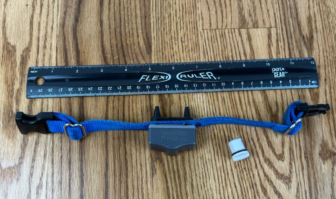 Invisible Fence Dog Receiver Collar 700-1900-1  Adjustable Small Blue