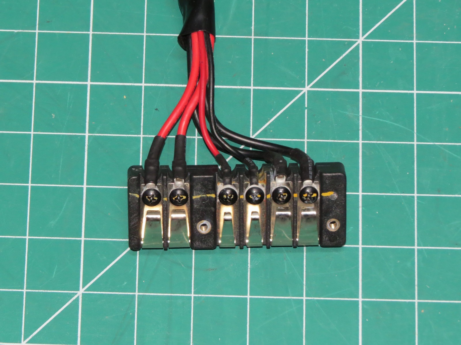 OEM Drive Medical Spitfire DST Front Battery/Motor Connection Block