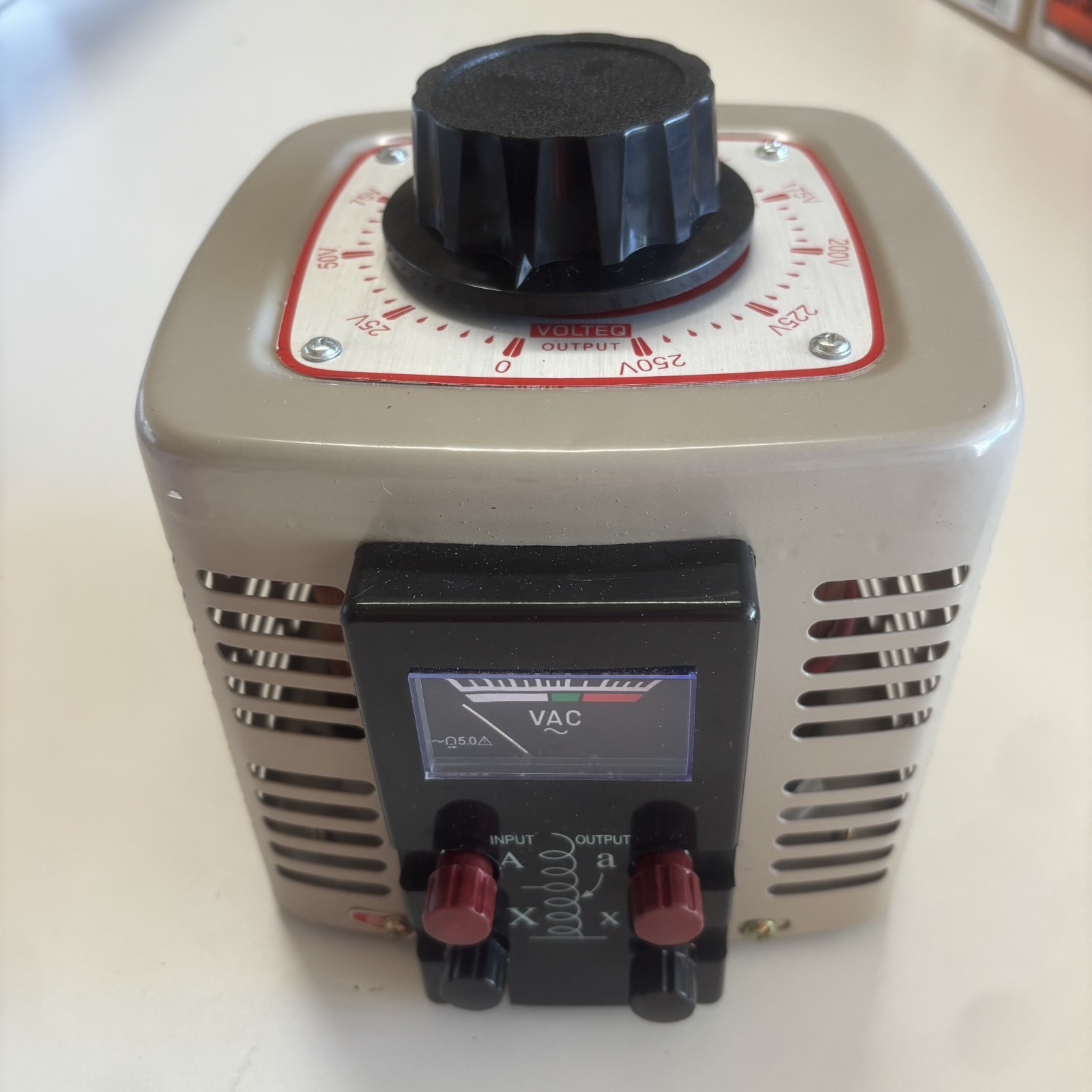 VOLTEQ TDGC2-2KVA Variac Variable Transformer 0-250V 110V 2kVA