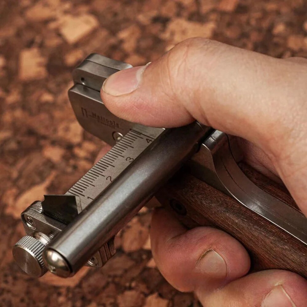 Manual Leather Strip Cutter Roller Type 10-60MM Adjustable Leathercraft Belt