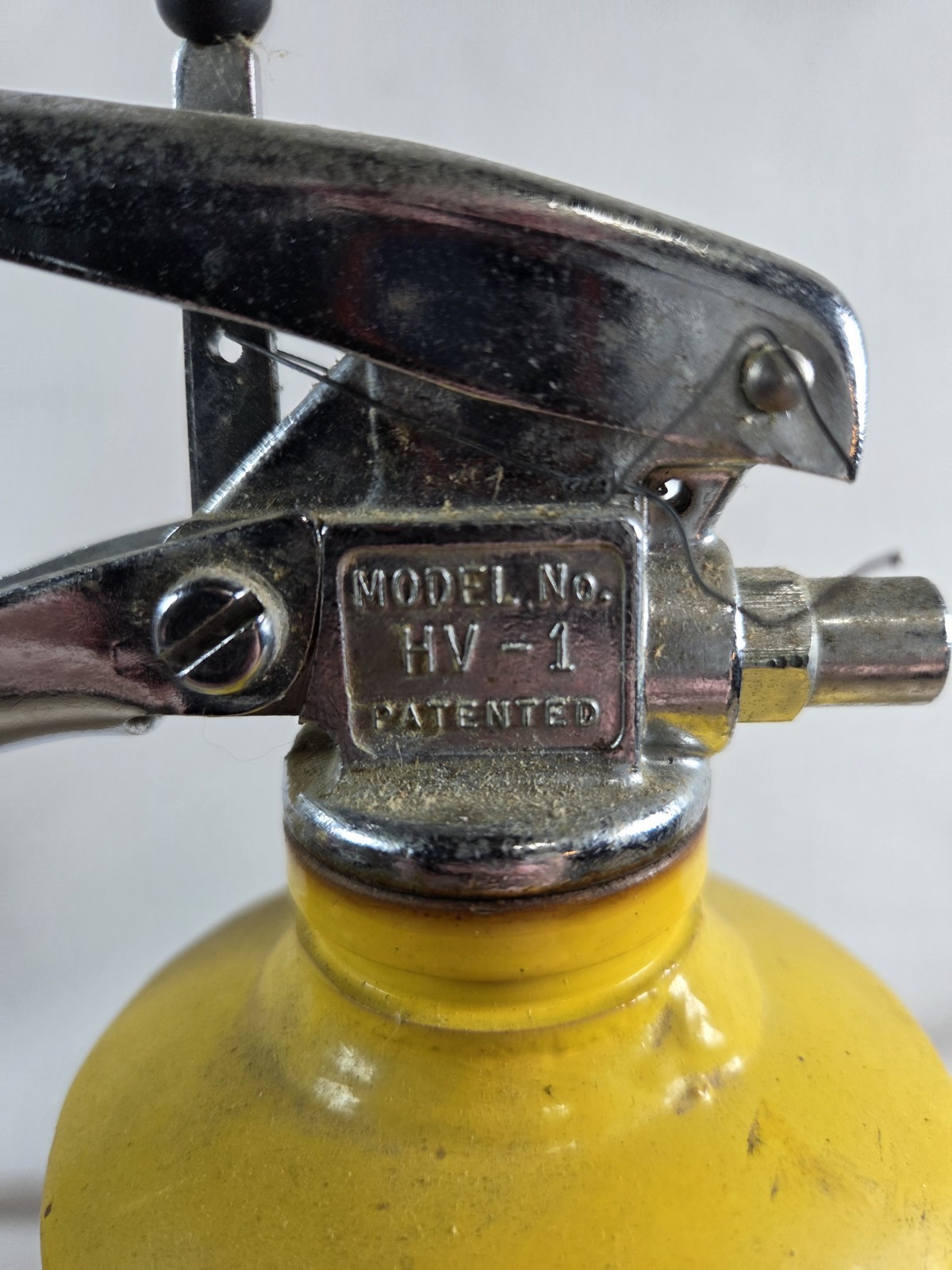 Yellow Fire Extinguisher HV-1 ABC ALL CLASS