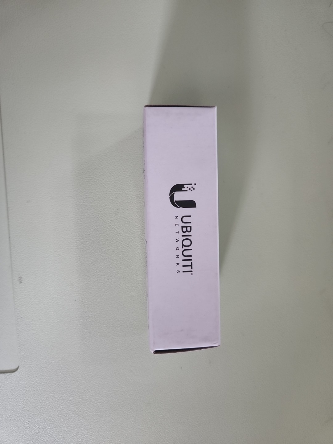 Ubiquiti Networks INS-3AF-I-G Instant 802.3af Indoor Gigabit Poe Converter