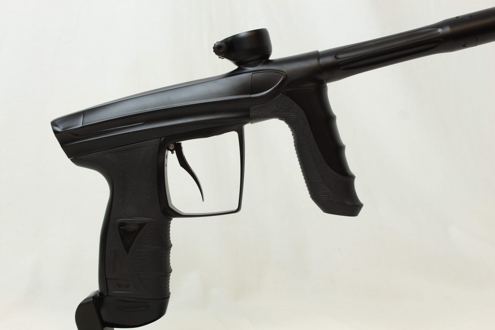 DLX Luxe Aire - Dust Black