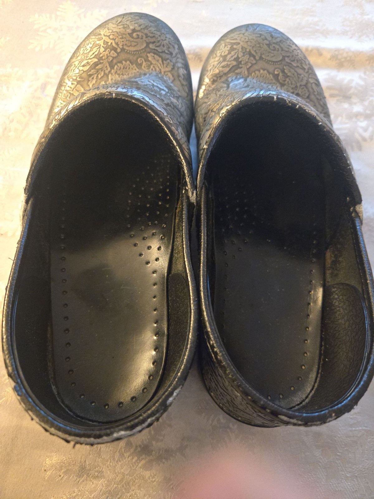Dansko Professional Clogs Silver Metallic Floral Embossed EU 40