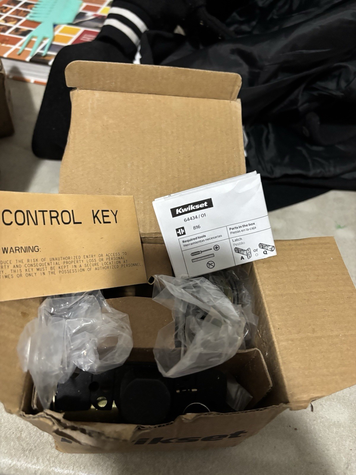 Kwikset 816 Commercial Deadbolt Silver Control Key & Mounting Kit with door knob