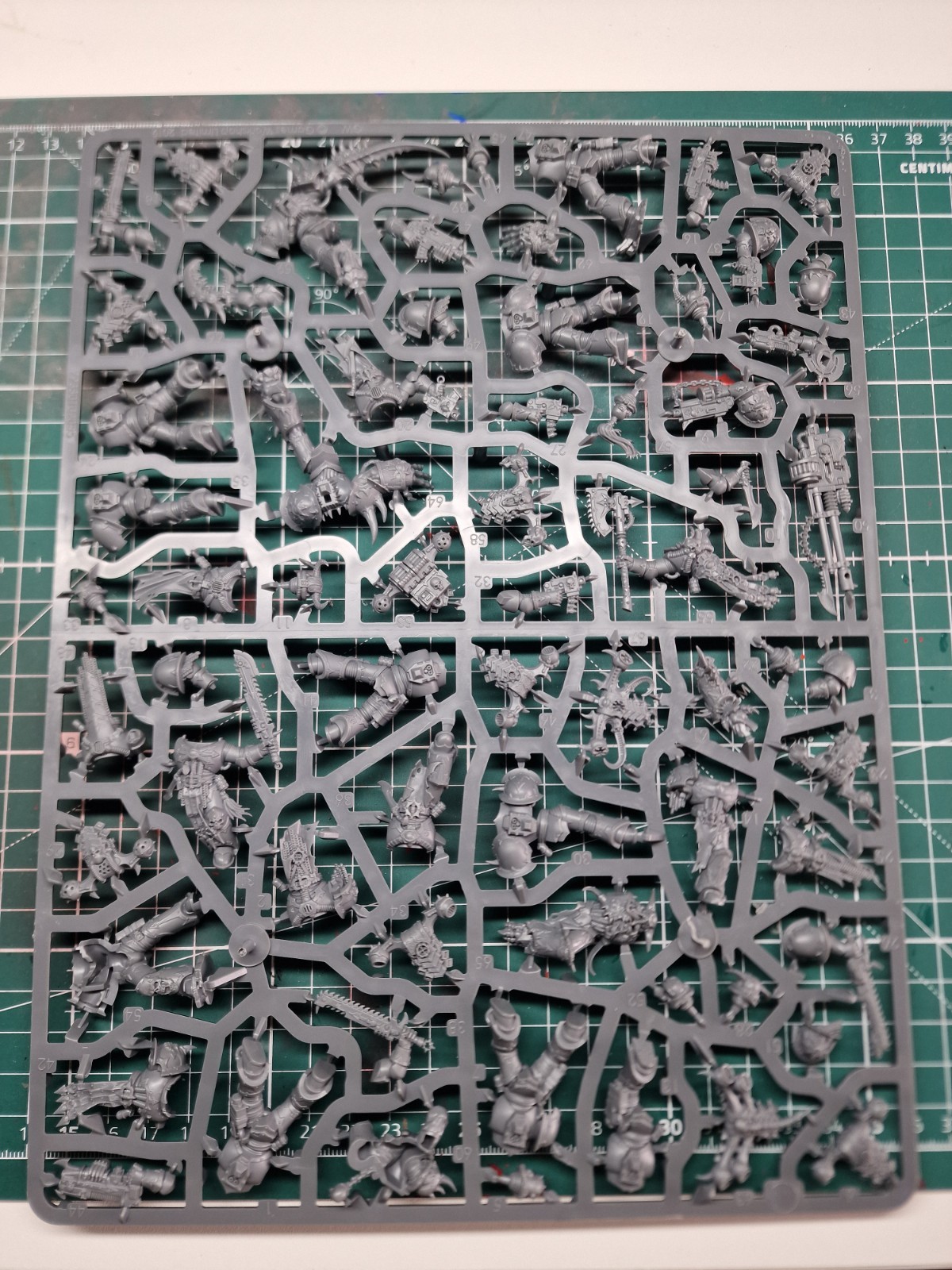Warhammer 40k: Shadowspear Box Set (Chaos Space Marines Half Only) Oop