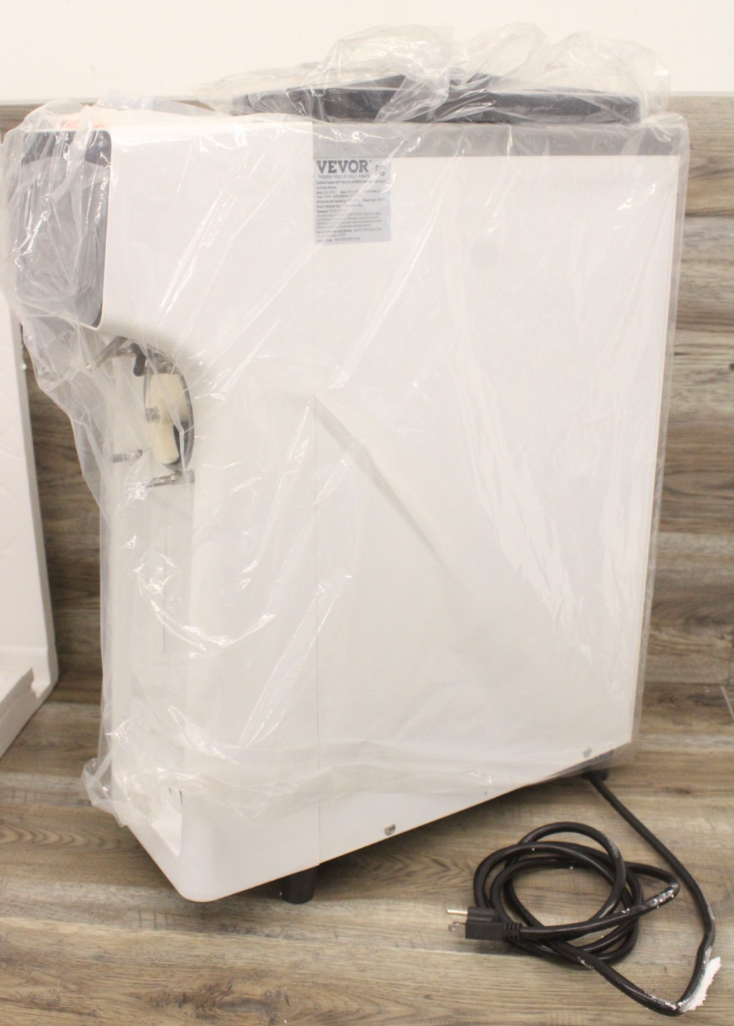 VEVOR COMMERCIAL COUNTERTOP ICE CREAM MAKER # BQL-9200ST