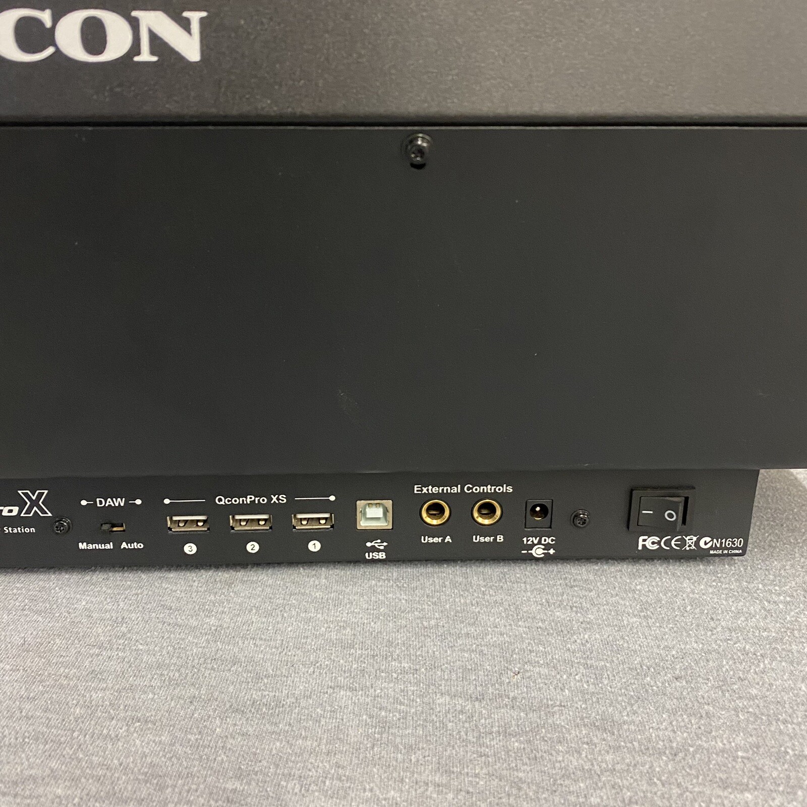 Icon QCon Pro X USB MIDI Control Surface DAW Controller w/ Motorized Faders