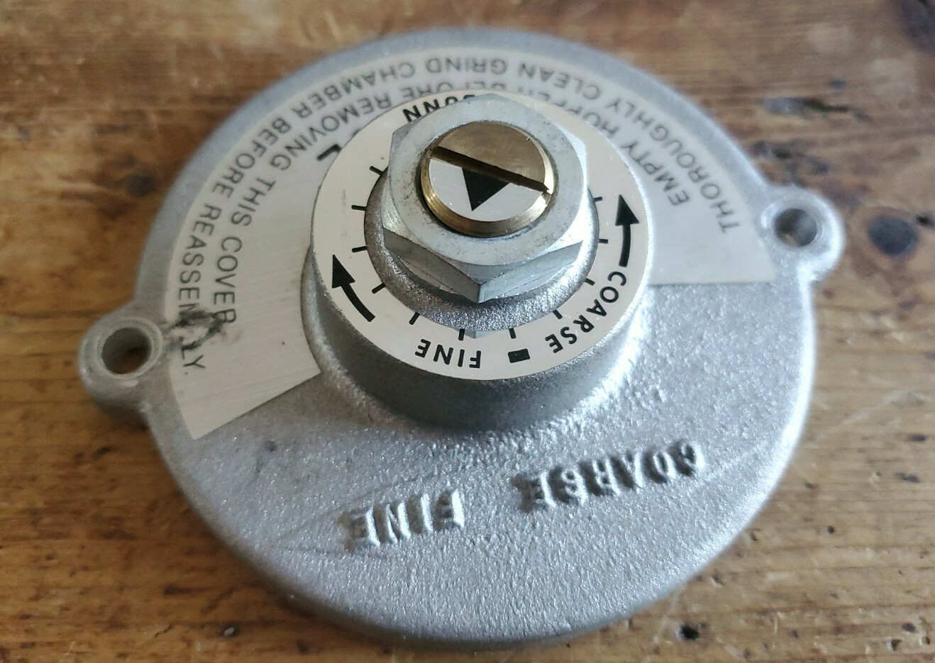 BUNN Grinder Grind Chamber Cover Cap Part