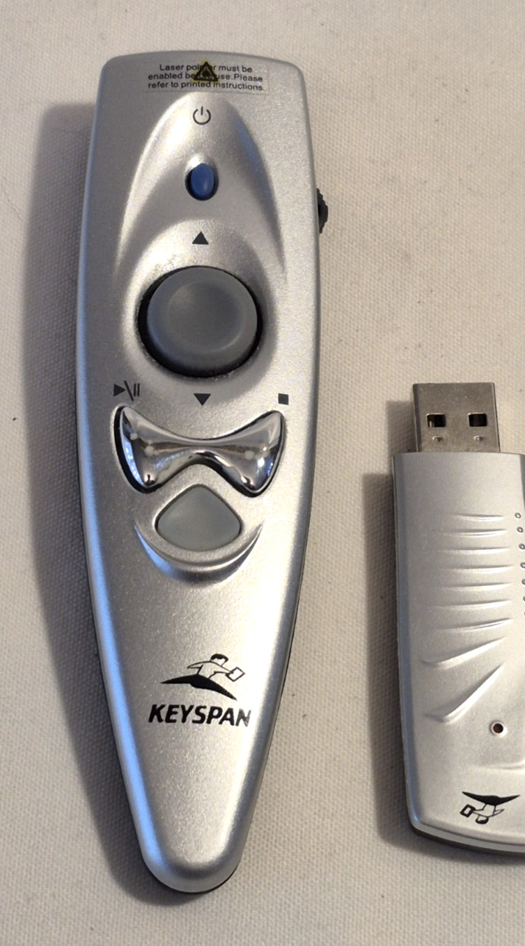 Keyspan TSAM-001 Laser Pointer Power Point Presentation Pointer / Remote Control