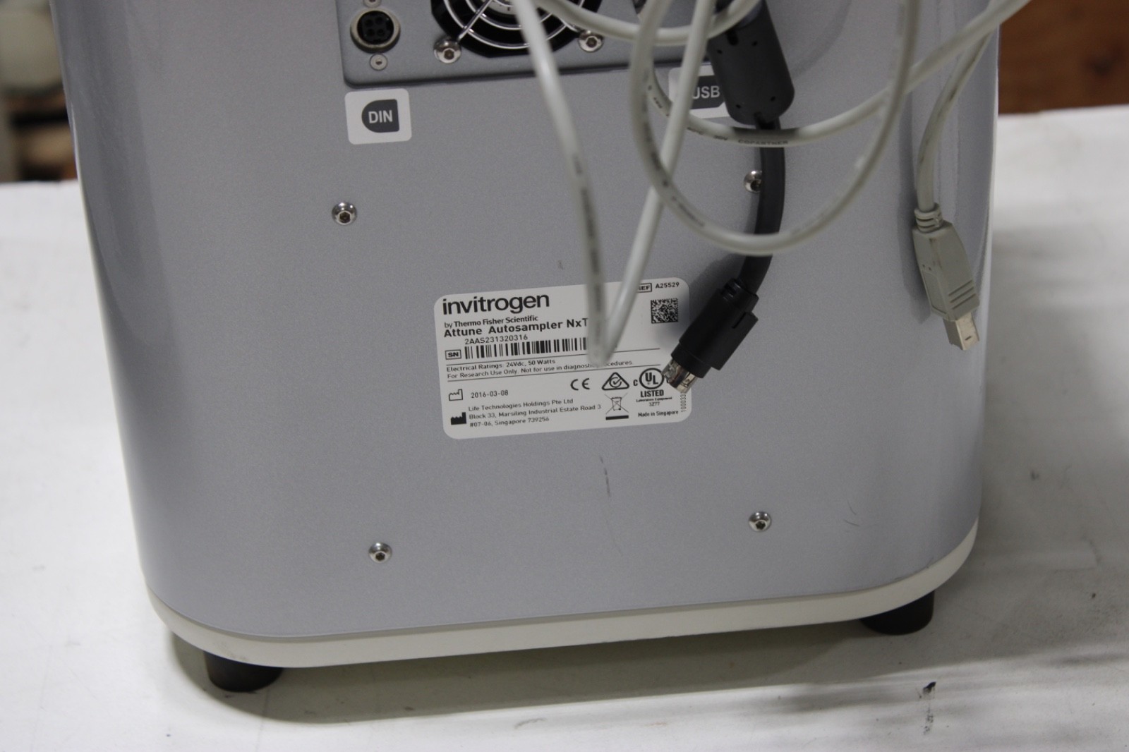 Thermo Invitrogen Attune NxT for AutoSampler