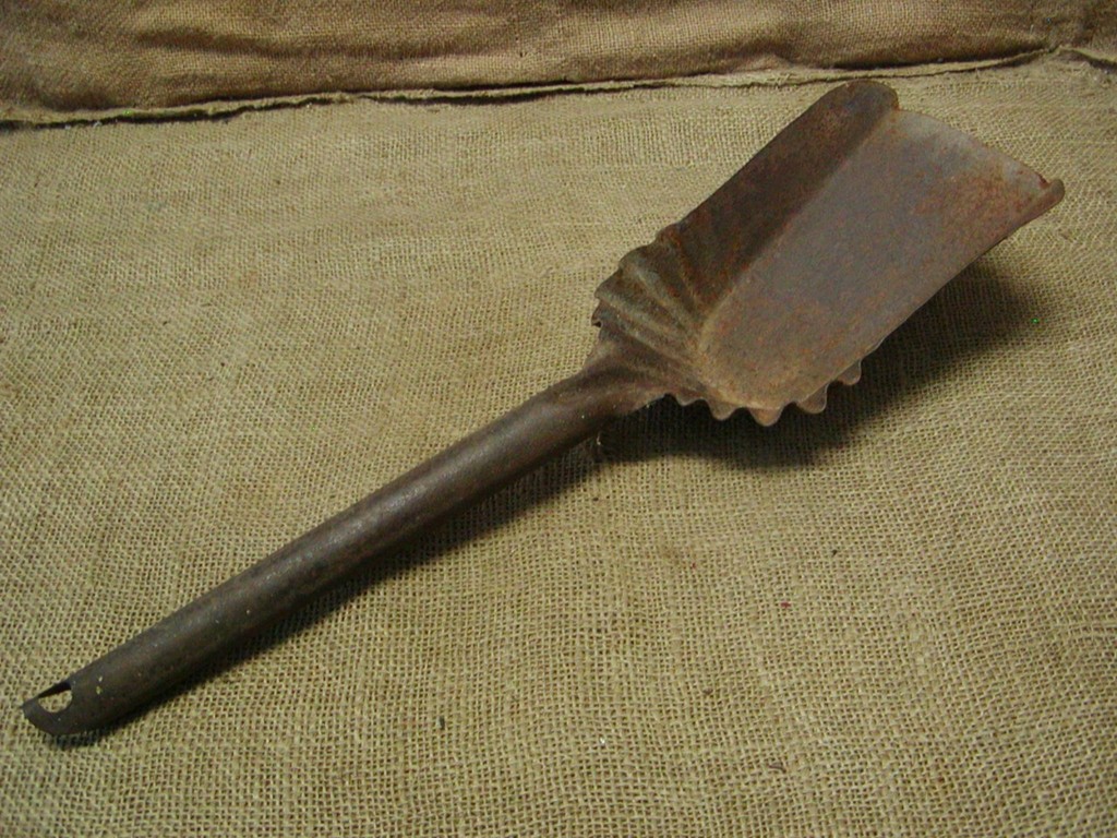 Vintage Metal Fire Coal Shovel Antique Old Metal Iron