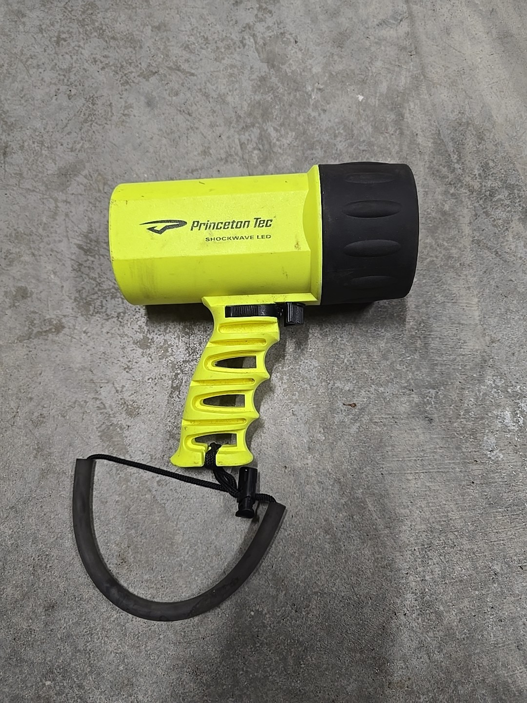 Princeton Tec Shockwave LED Dive Light