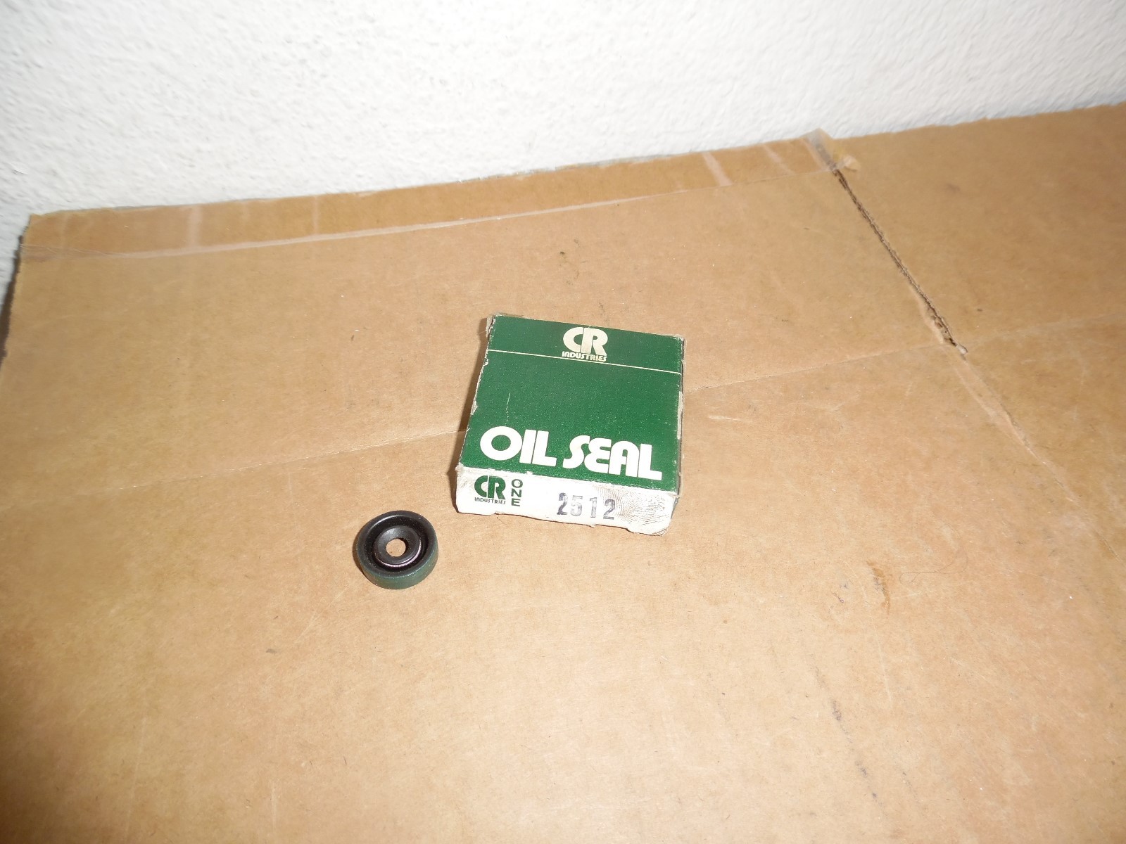 Chicago Rawhide  2512 OIL SEAL  CR SKF CR-2512 New Last one   *Fast Shipping