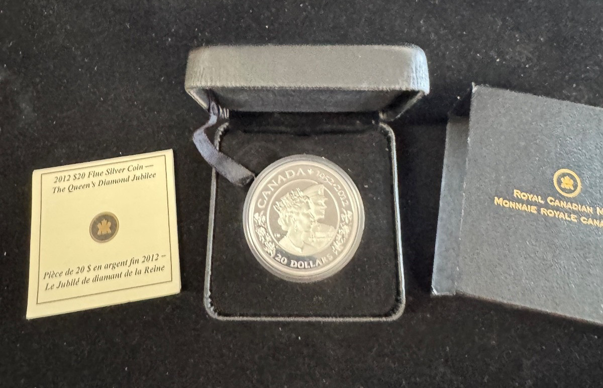 2012 $20 SILVER COIN-THE QUEEN'S DIAMOND JUBILEE Queen Elizabeth & Prince Philip