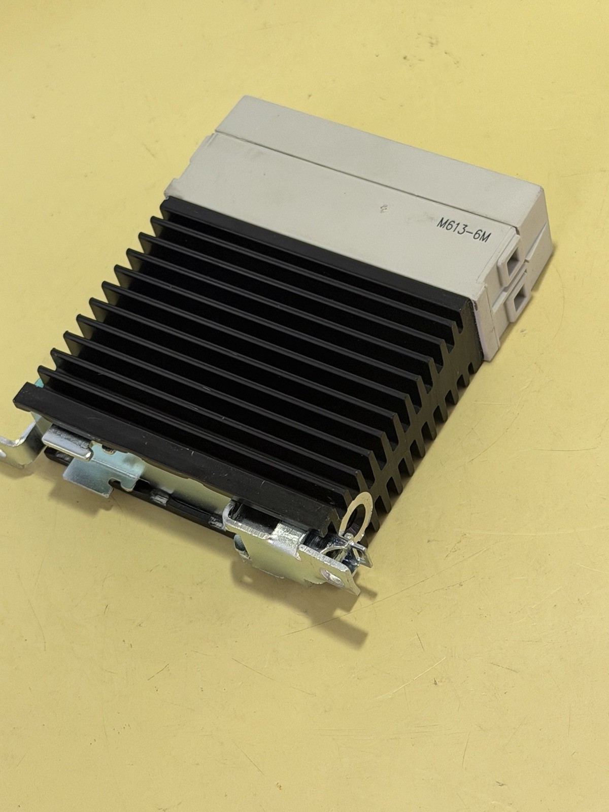 Schneider SSR220DIN-DC22