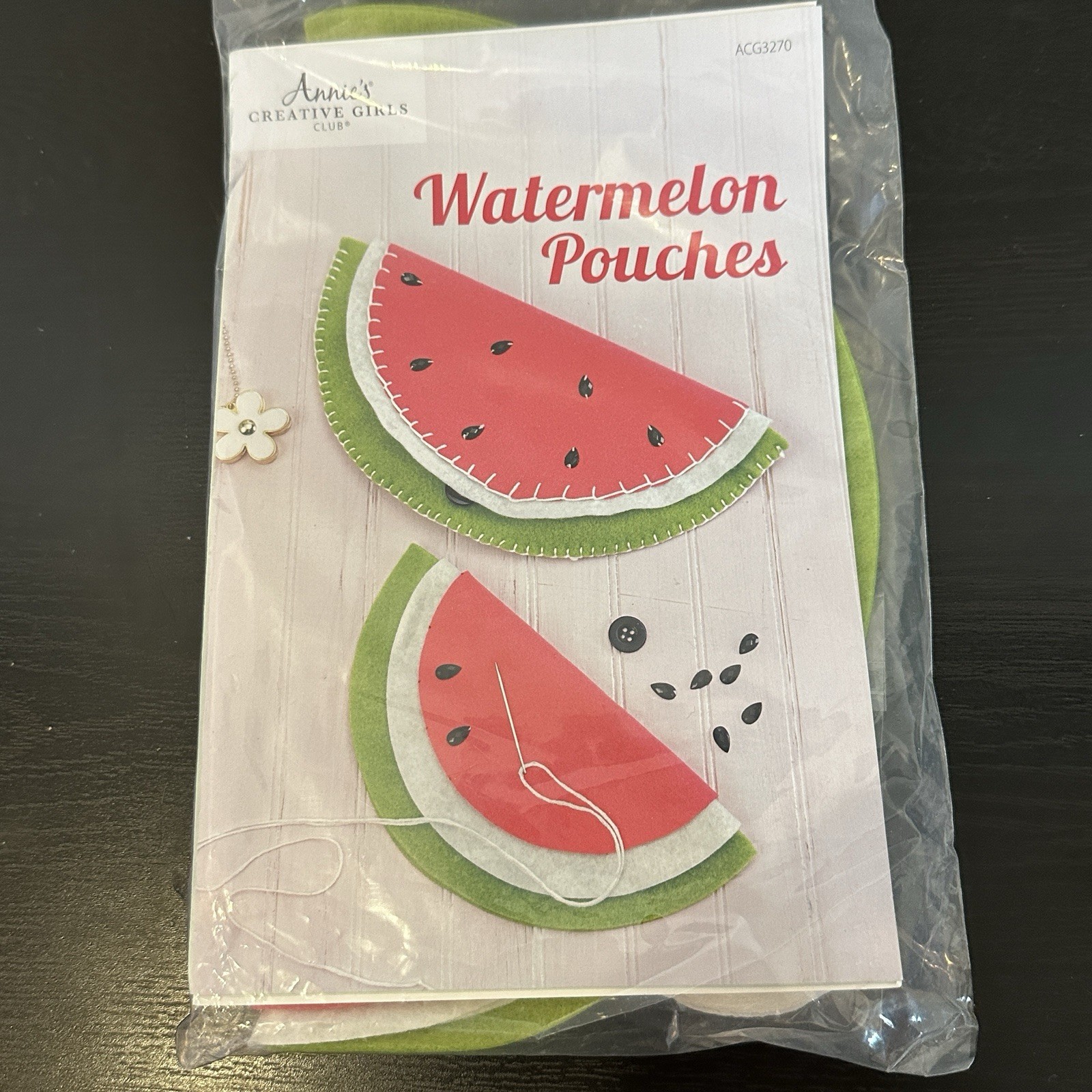 Annie’s Creative Girl’s Club Watermelon Pouches/New/Item#ACG3270 Sewing Stitch