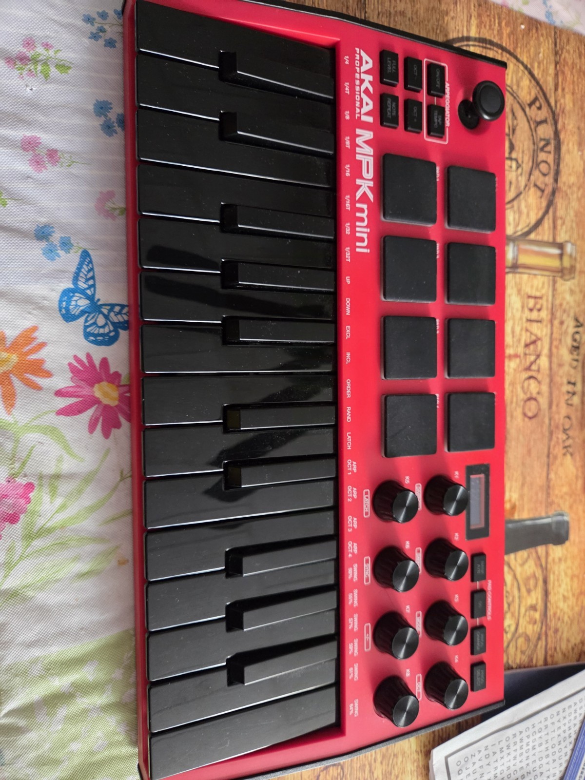 Akai Professional MPK mini 25-Key USB MIDI Controller Keyboard Red