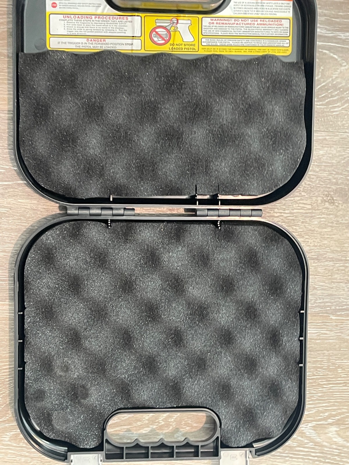 Glock Factory OEM Clam Shell Hard Pistol Case - For all Models - GR30