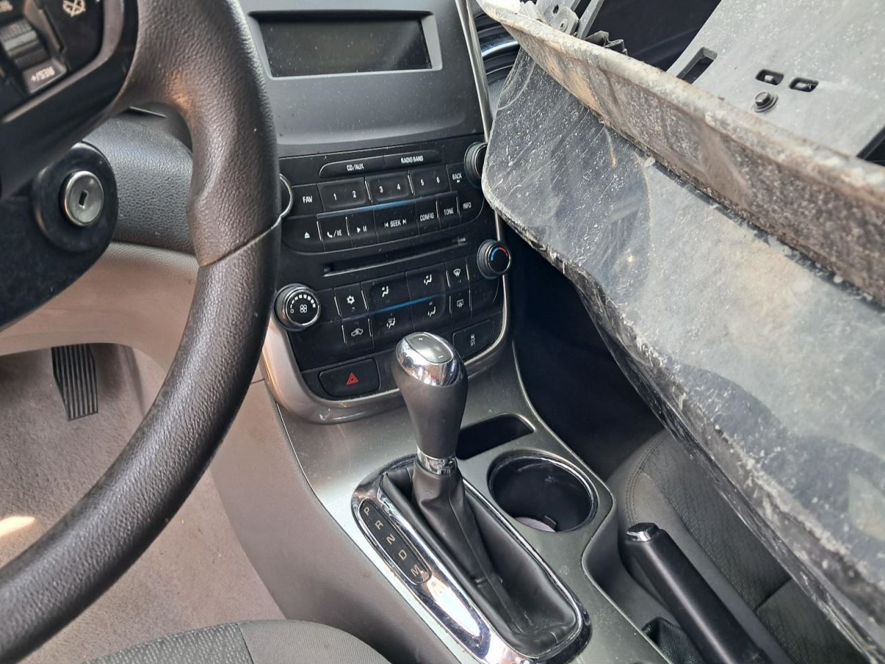 MALIBU 2014 Glove Box 4771731
