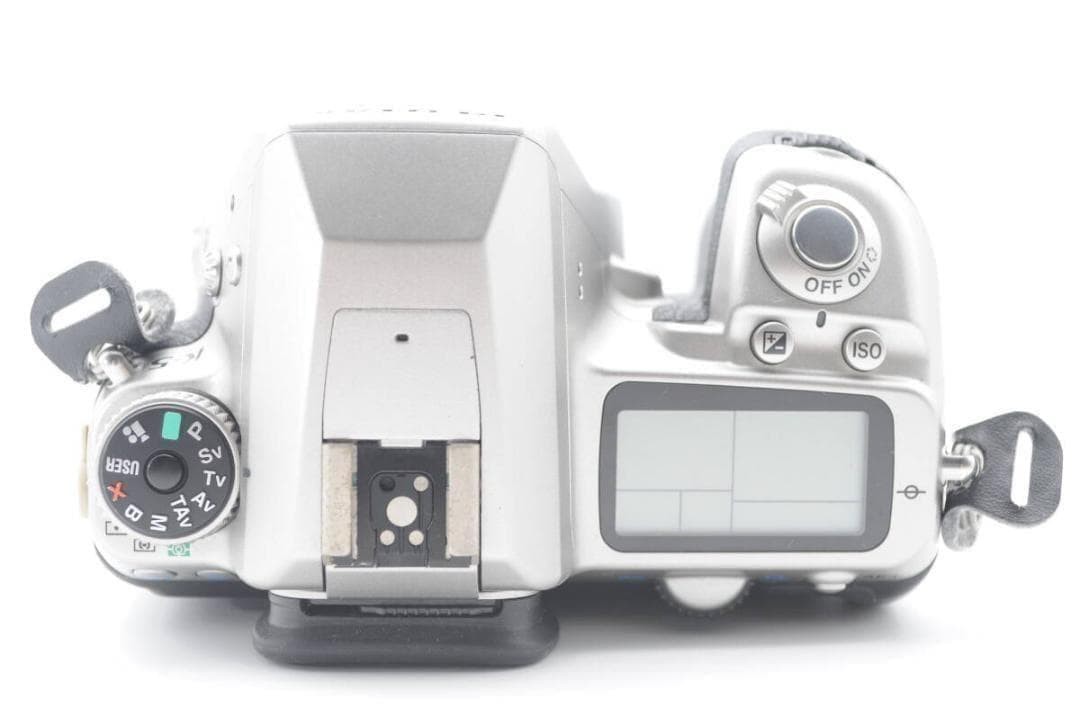 Shutter Count: 7239 Pcs PENTAX K-5 Premium Silver Edition