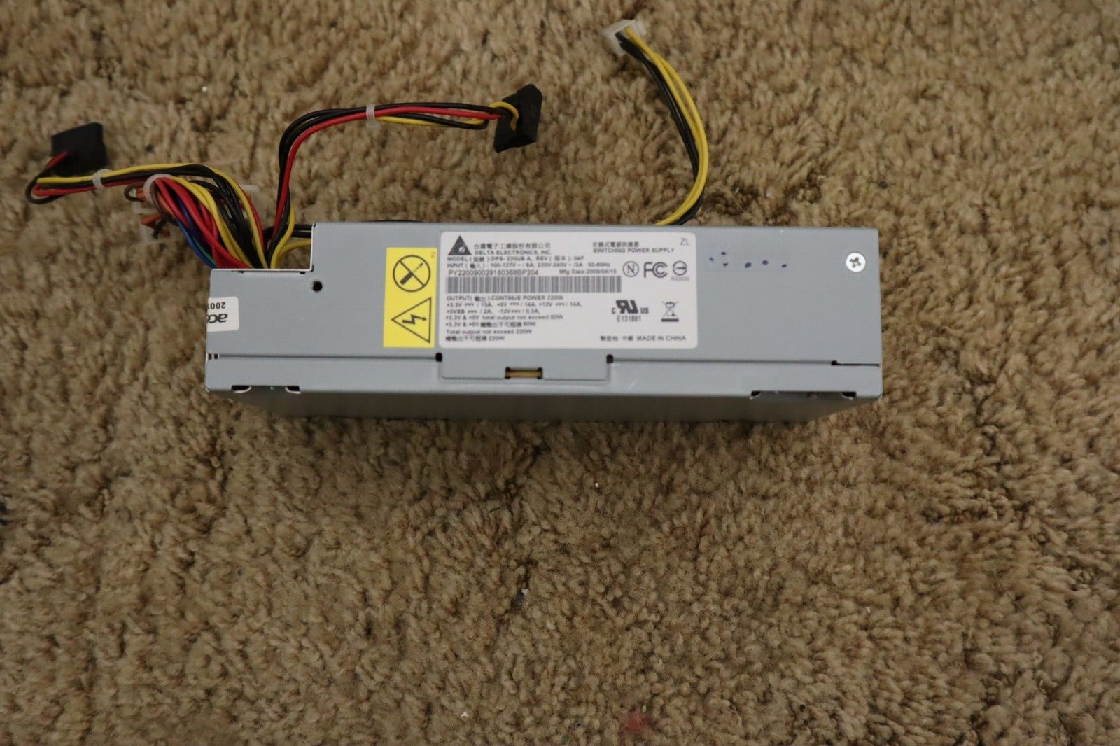 Delta Electronics 220W Switching Power Supply DPS-220UB A