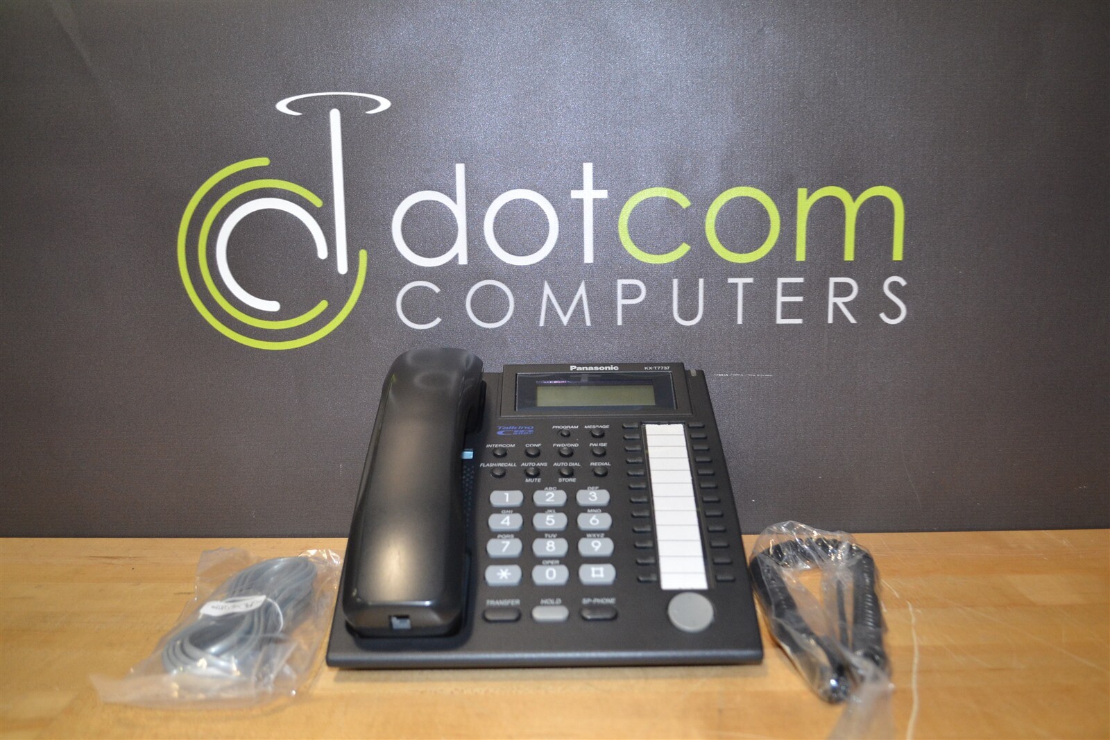 PANASONIC KX-T7737-B Office Display Digital System 24 Button Backlit Talking CID