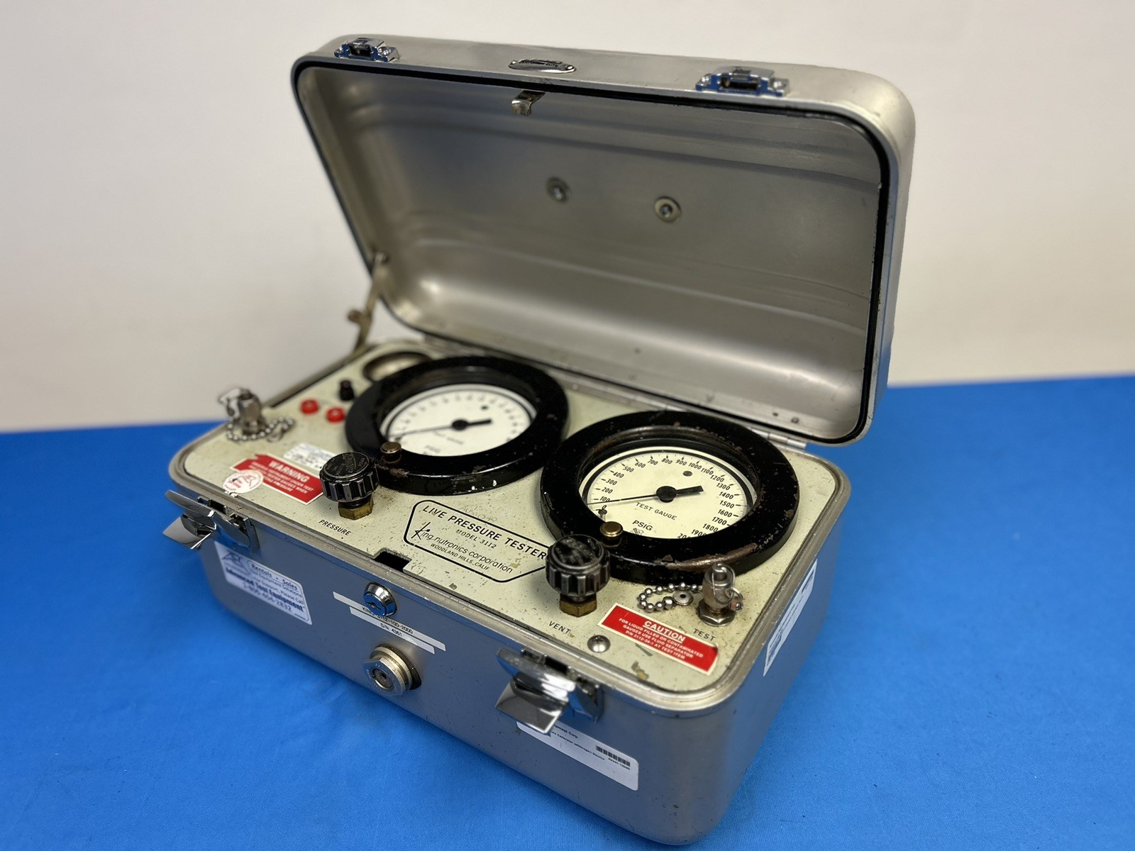 King Nutronics 3112 | 0-100/2000 psi Pressure Calibrator w/Nitrogen Source